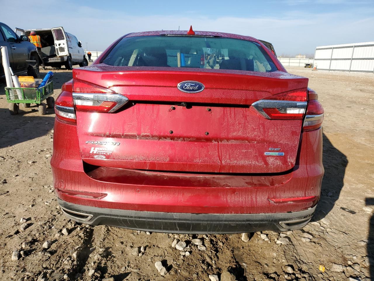 2020 FORD FUSION SE - Фото 6