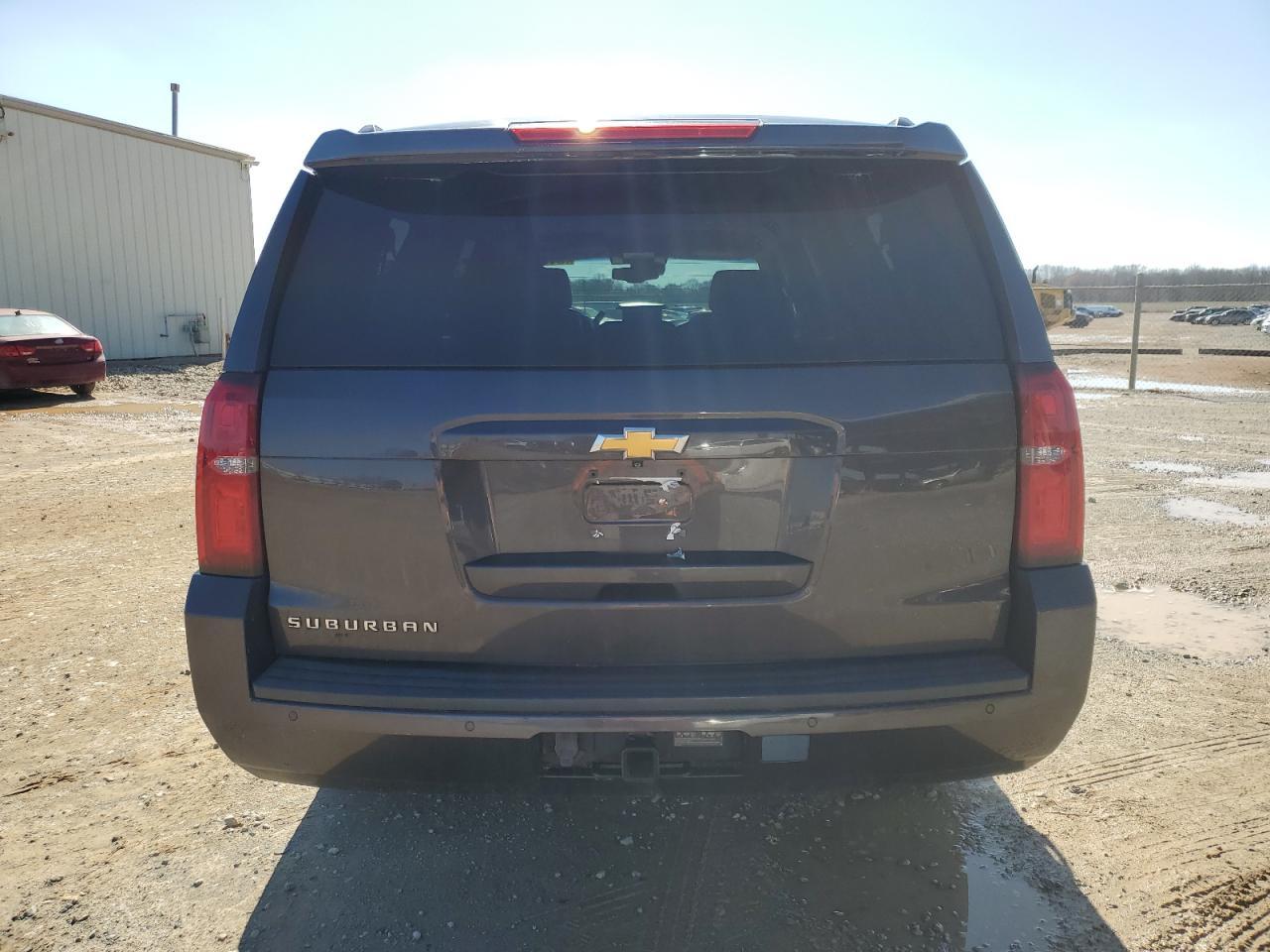 2015 CHEVROLET SUBURBAN C - Image 6