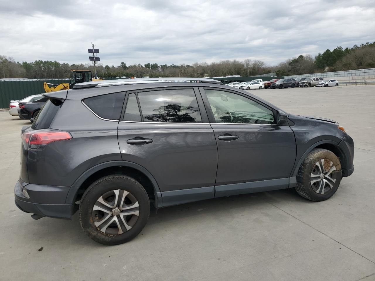 2017 TOYOTA RAV4 LE - Image 3
