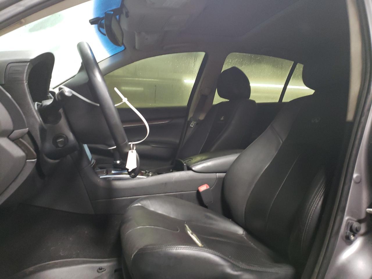 2012 INFINITI G37 - Image 7