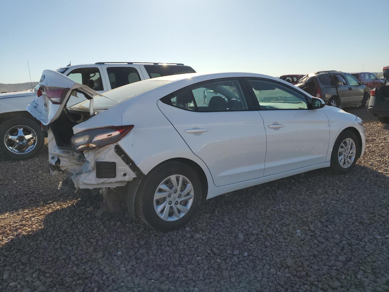 2018 HYUNDAI ELANTRA SE - Image 3