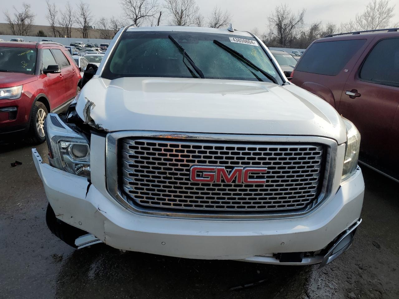 2016 GMC YUKON DENA - Фото 5