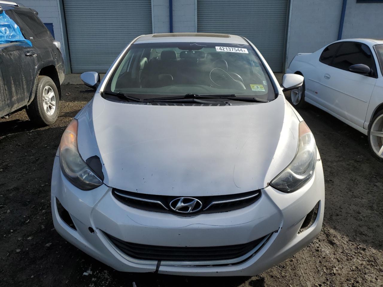 2013 HYUNDAI ELANTRA GL - Image 5