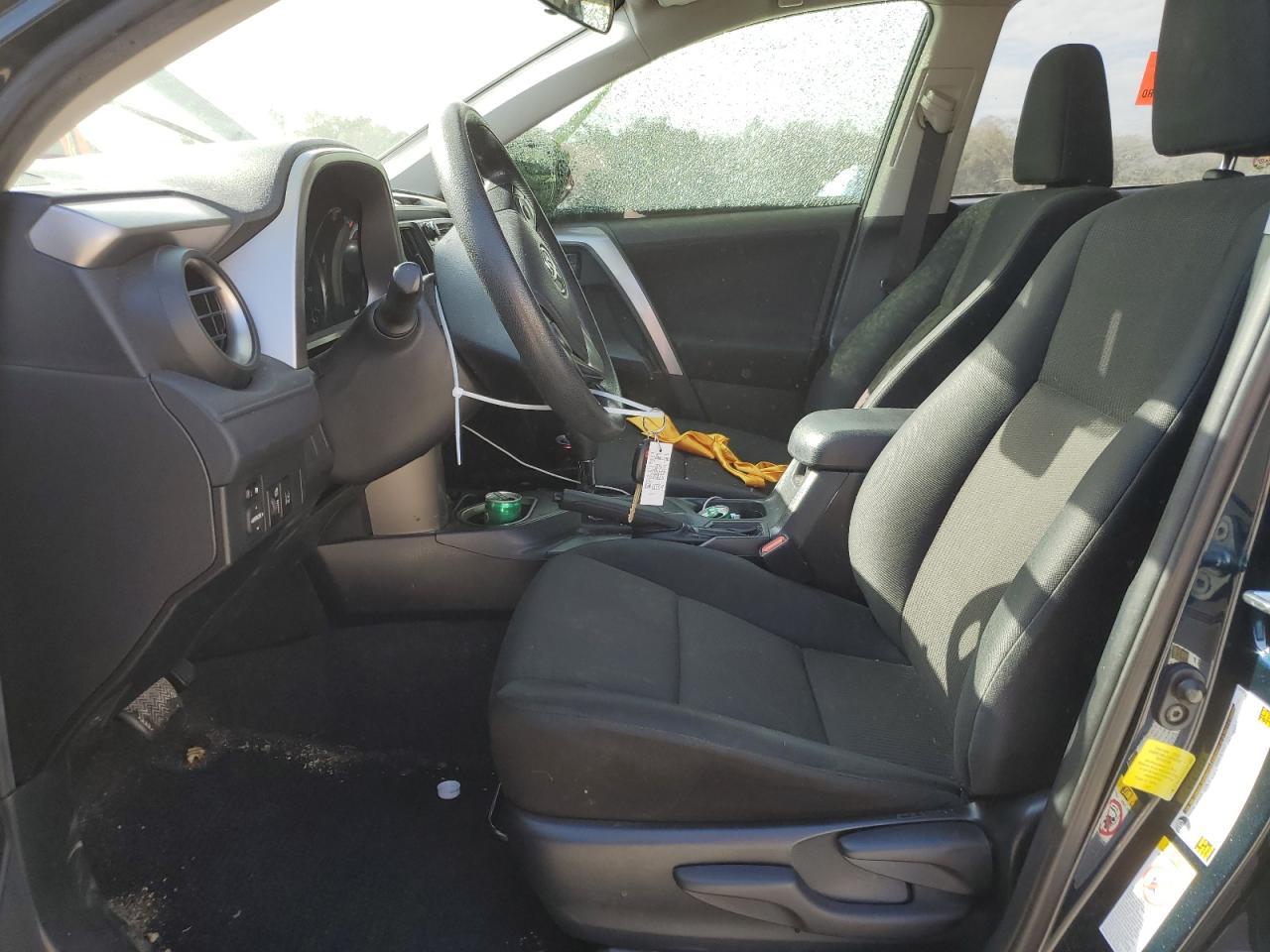 2017 TOYOTA RAV4 LE - Image 7