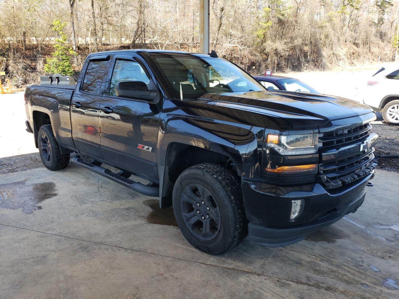 2017 CHEVROLET SILVERADO - Image 4