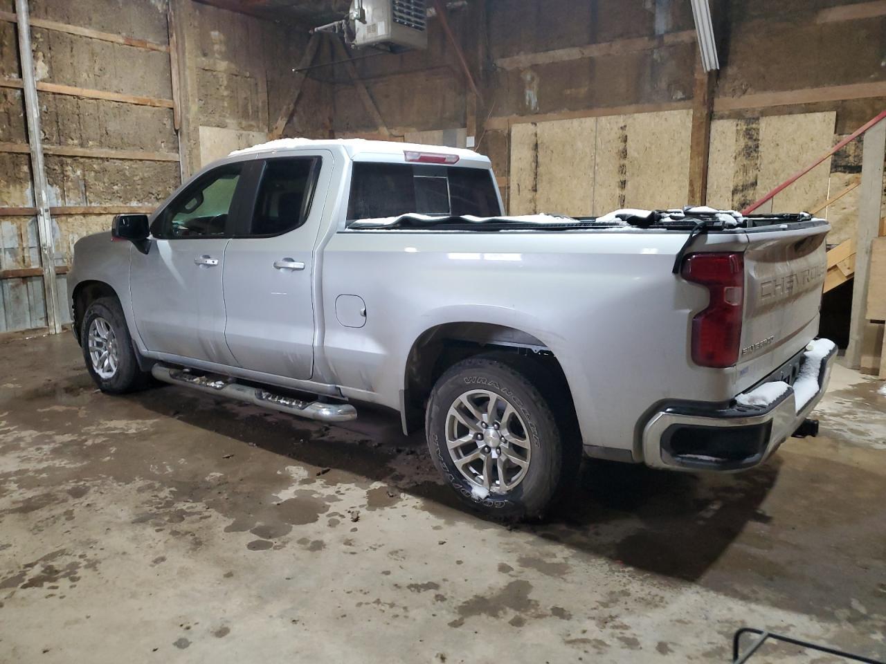 2021 CHEVROLET SILVERADO - Image 2