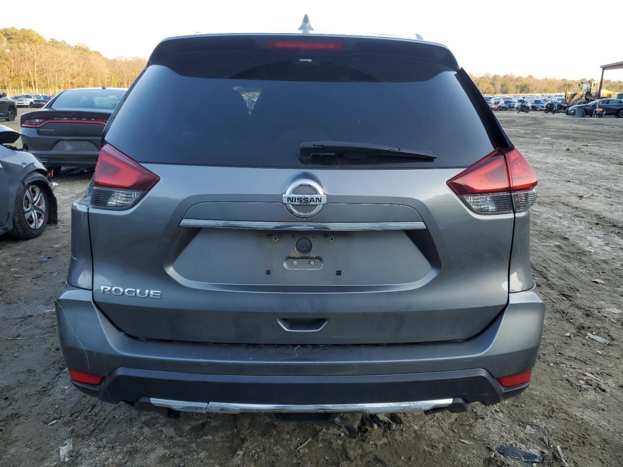 2017 NISSAN ROGUE S - Фото 6