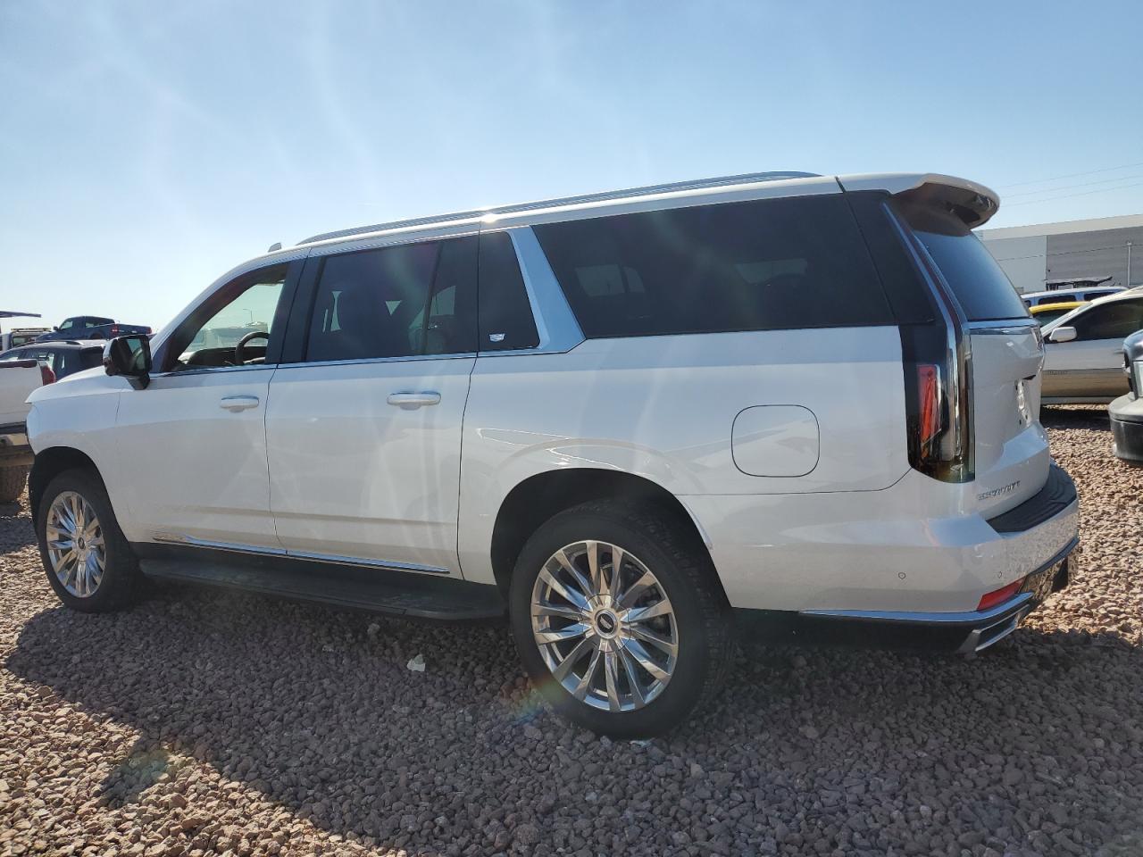 2023 CADILLAC ESCALADE E - Image 2