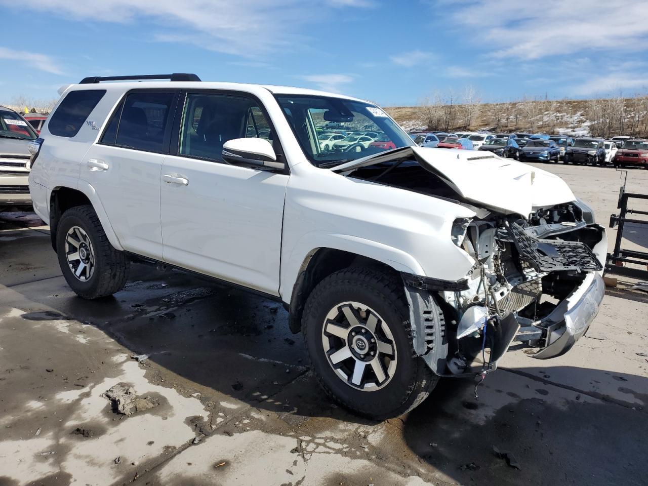 2020 TOYOTA 4RUNNER SR - Фото 4