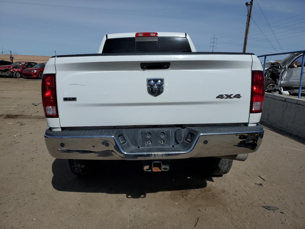 2017 RAM 2500 SLT - Image 6