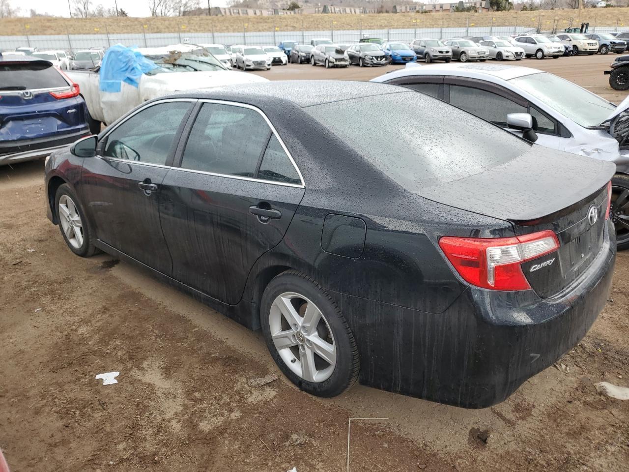 2013 TOYOTA CAMRY L - Фото 2