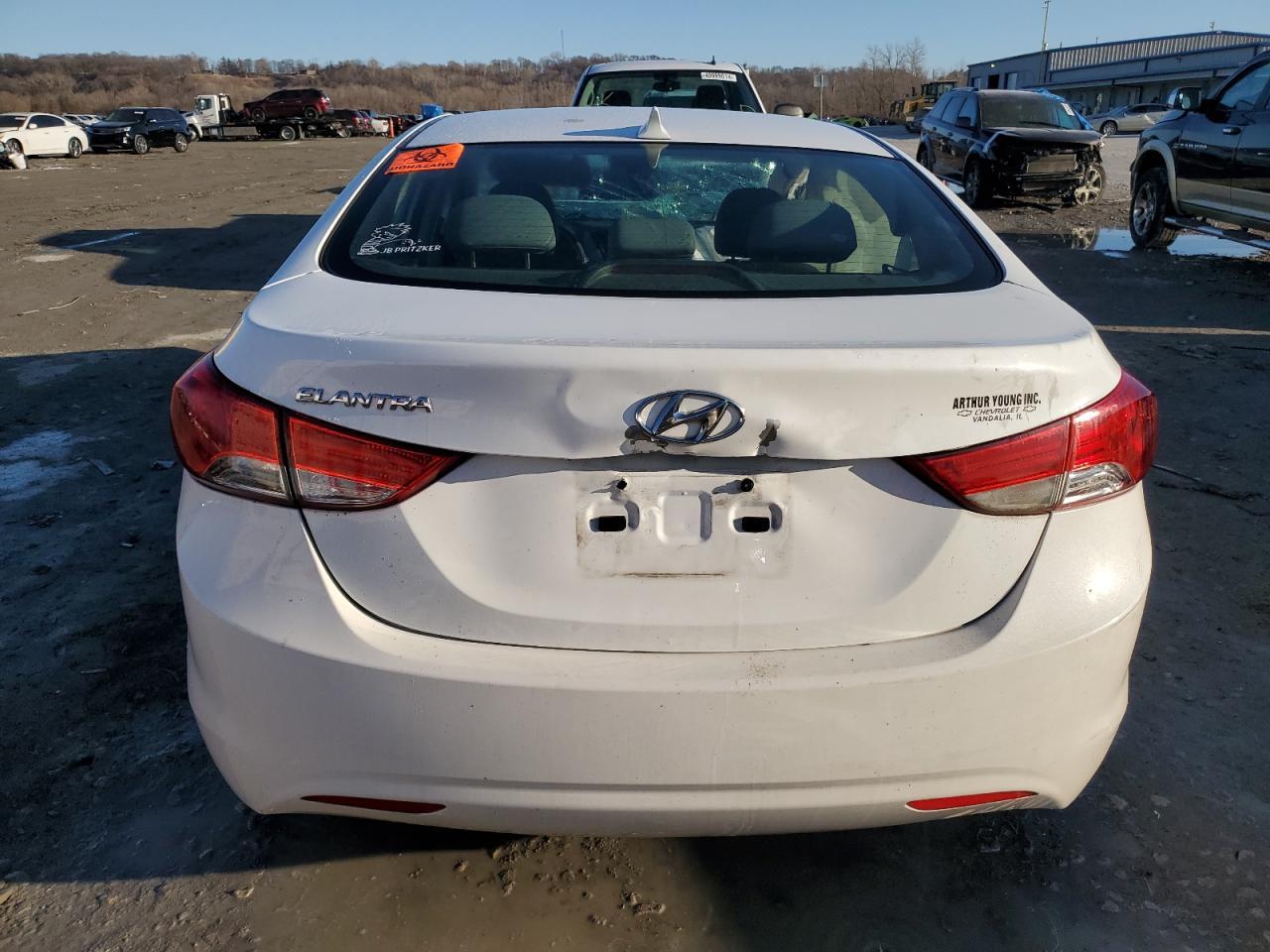 2013 HYUNDAI ELANTRA GL - Image 6