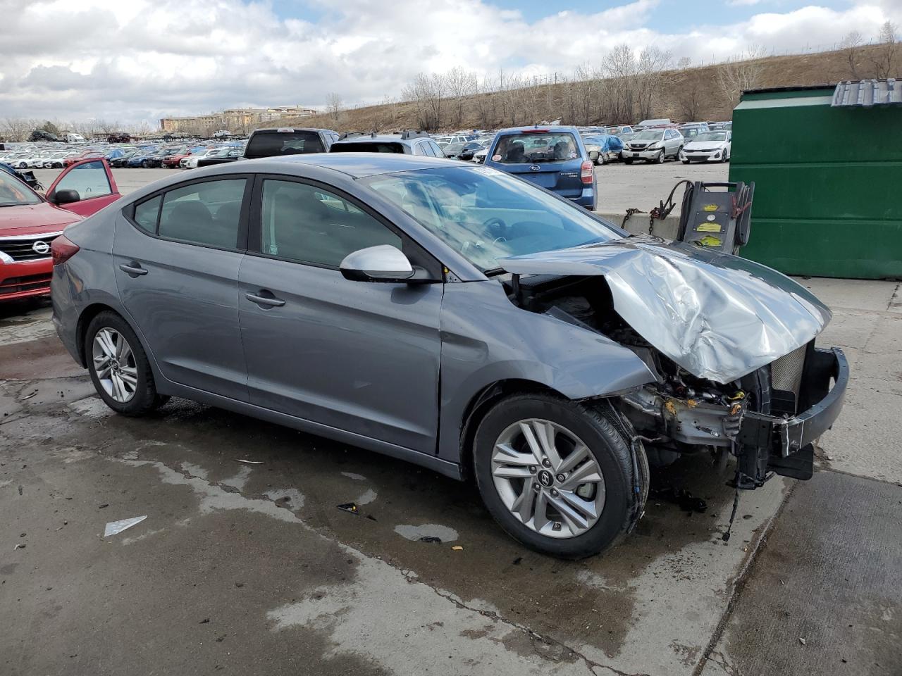2019 HYUNDAI ELANTRA SE - Фото 4