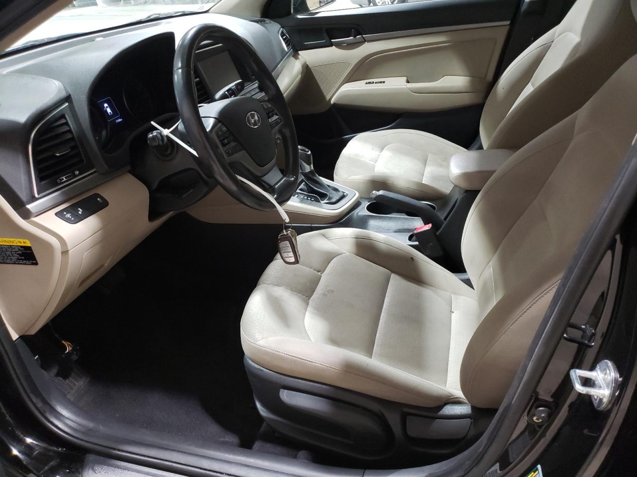 2018 HYUNDAI ELANTRA SE - Фото 7