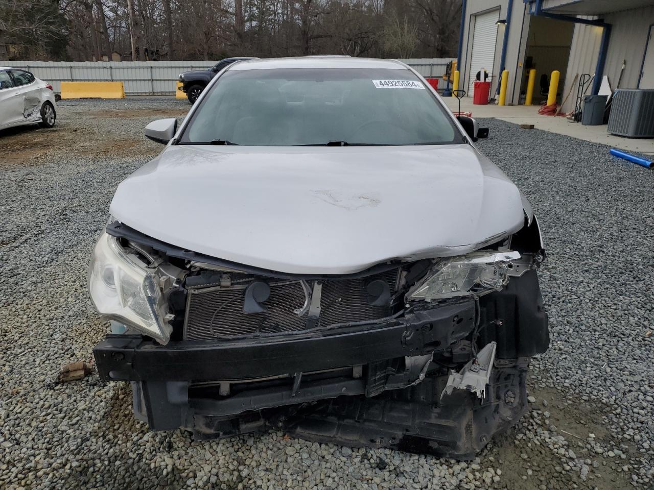 2014 TOYOTA CAMRY L - Фото 5