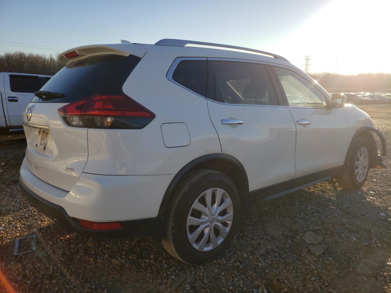2017 NISSAN ROGUE S - Image 3