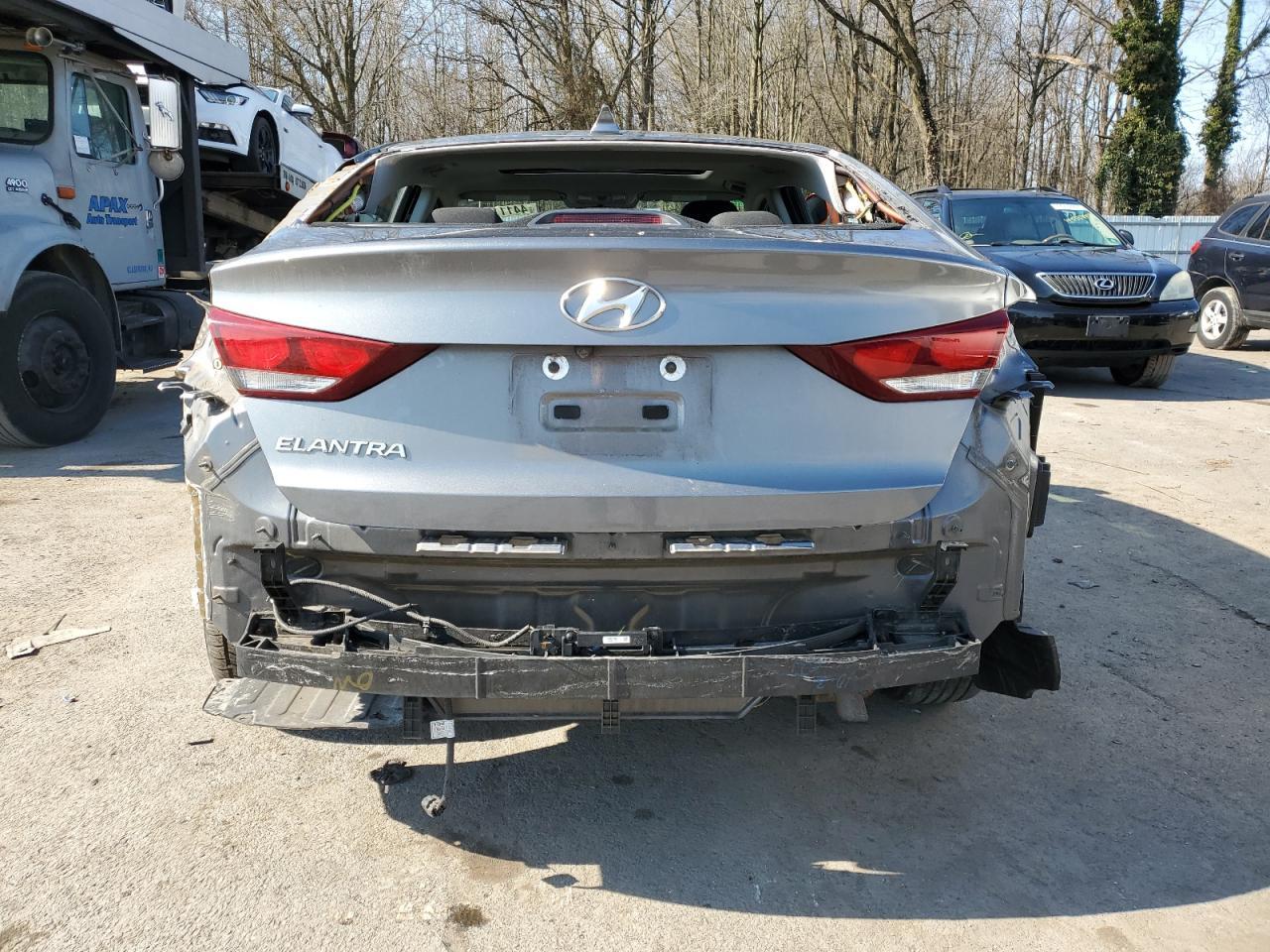 2018 HYUNDAI ELANTRA SE - Фото 6