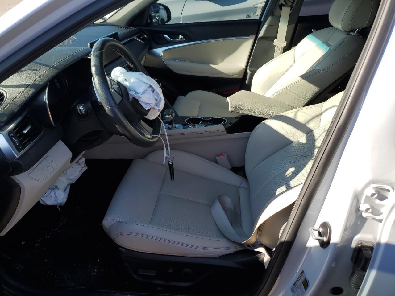 2022 GENESIS G70 BASE - Image 7