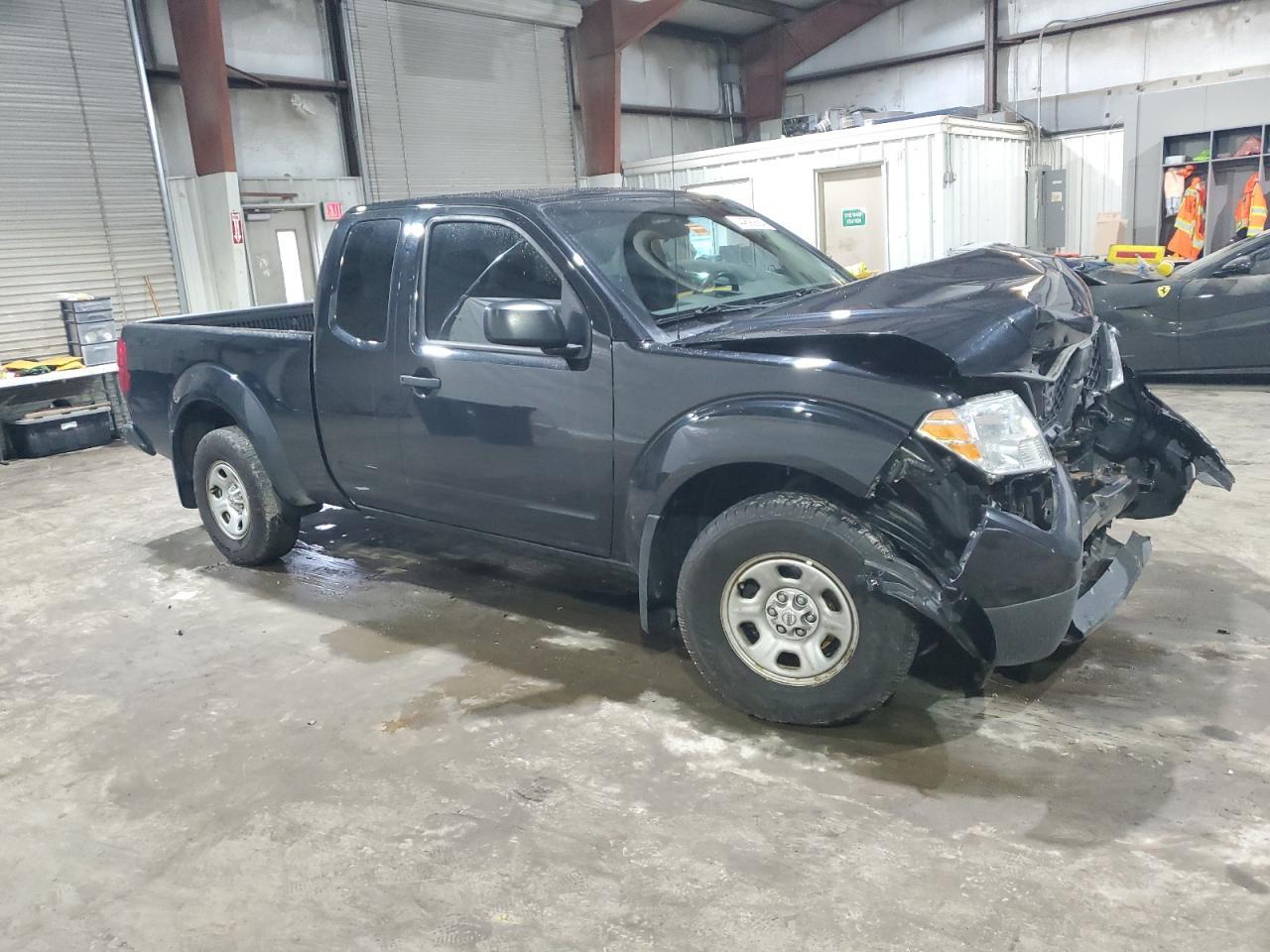 2019 NISSAN FRONTIER S - Фото 4