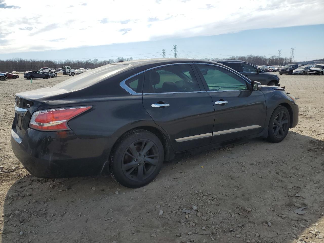 2015 NISSAN ALTIMA 2.5 - Фото 3