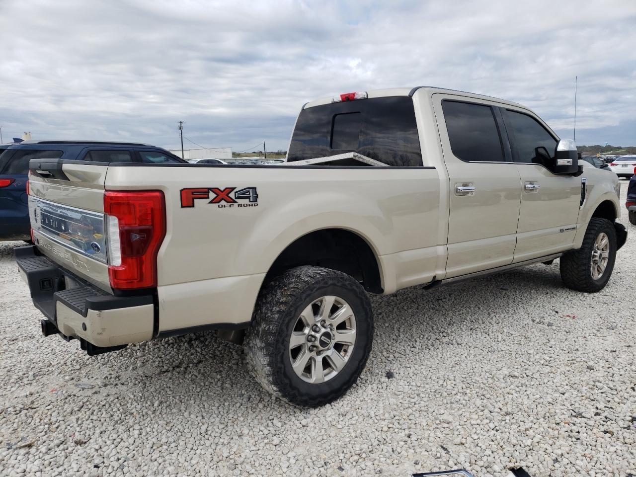 2017 FORD F250 SUPER - Image 3