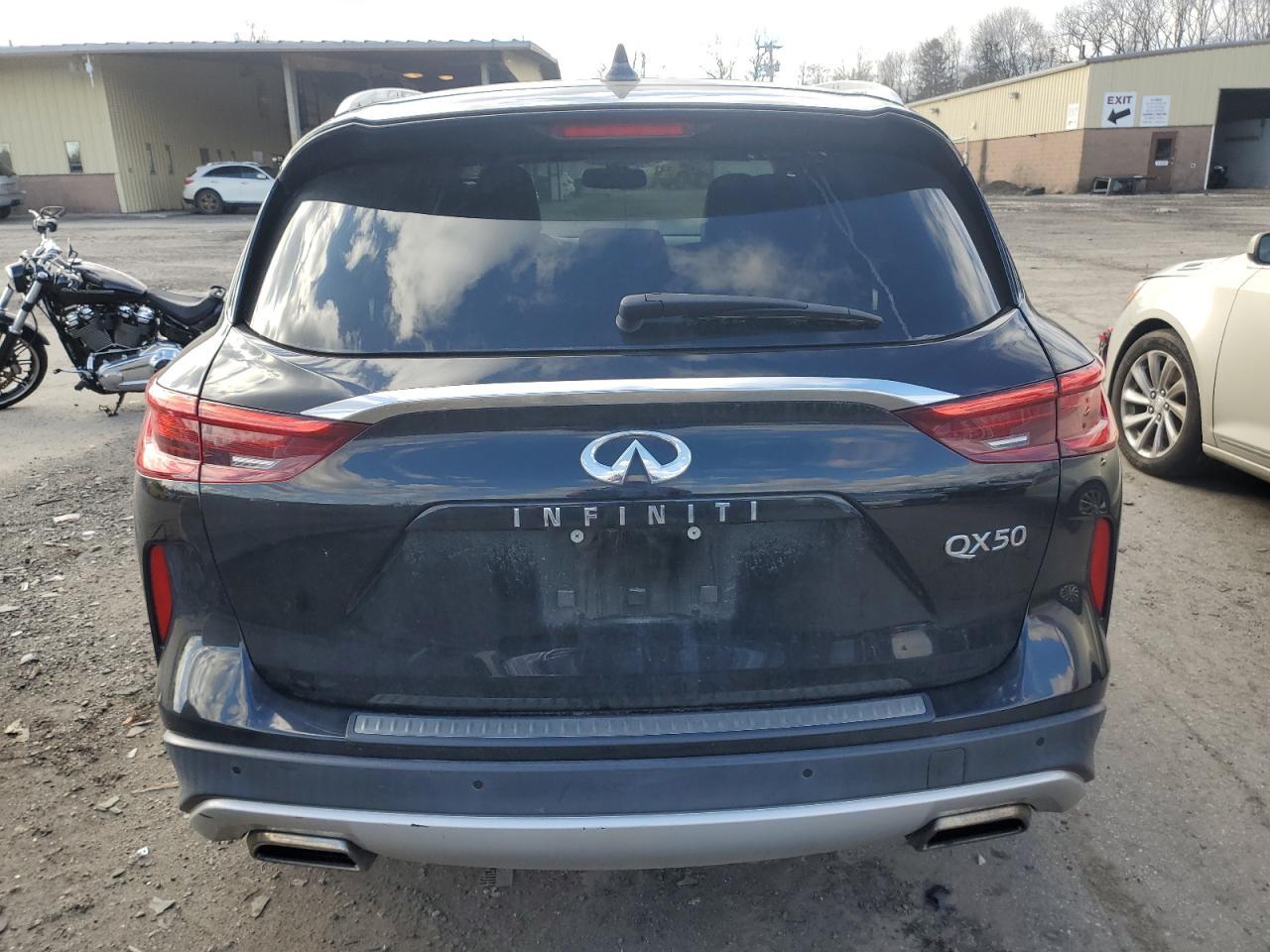 2019 INFINITI QX50 ESSEN - Image 6