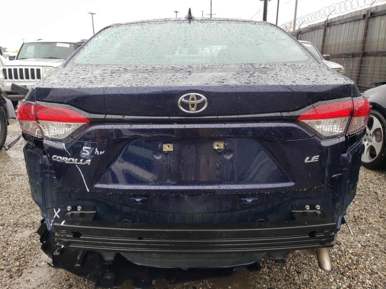 2021 TOYOTA COROLLA LE - Фото 6