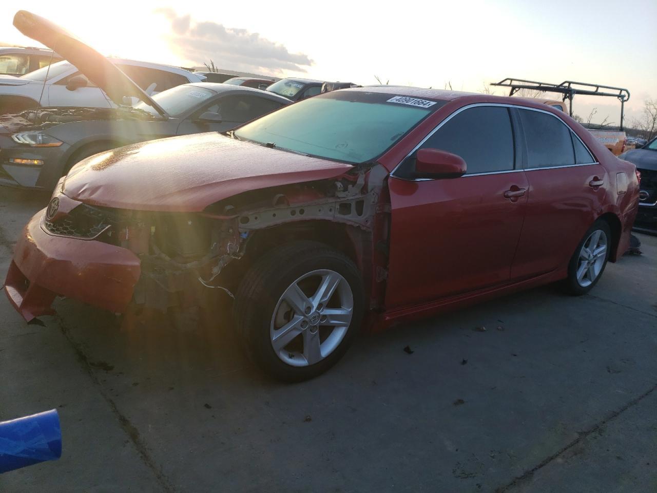 2014 TOYOTA CAMRY L
