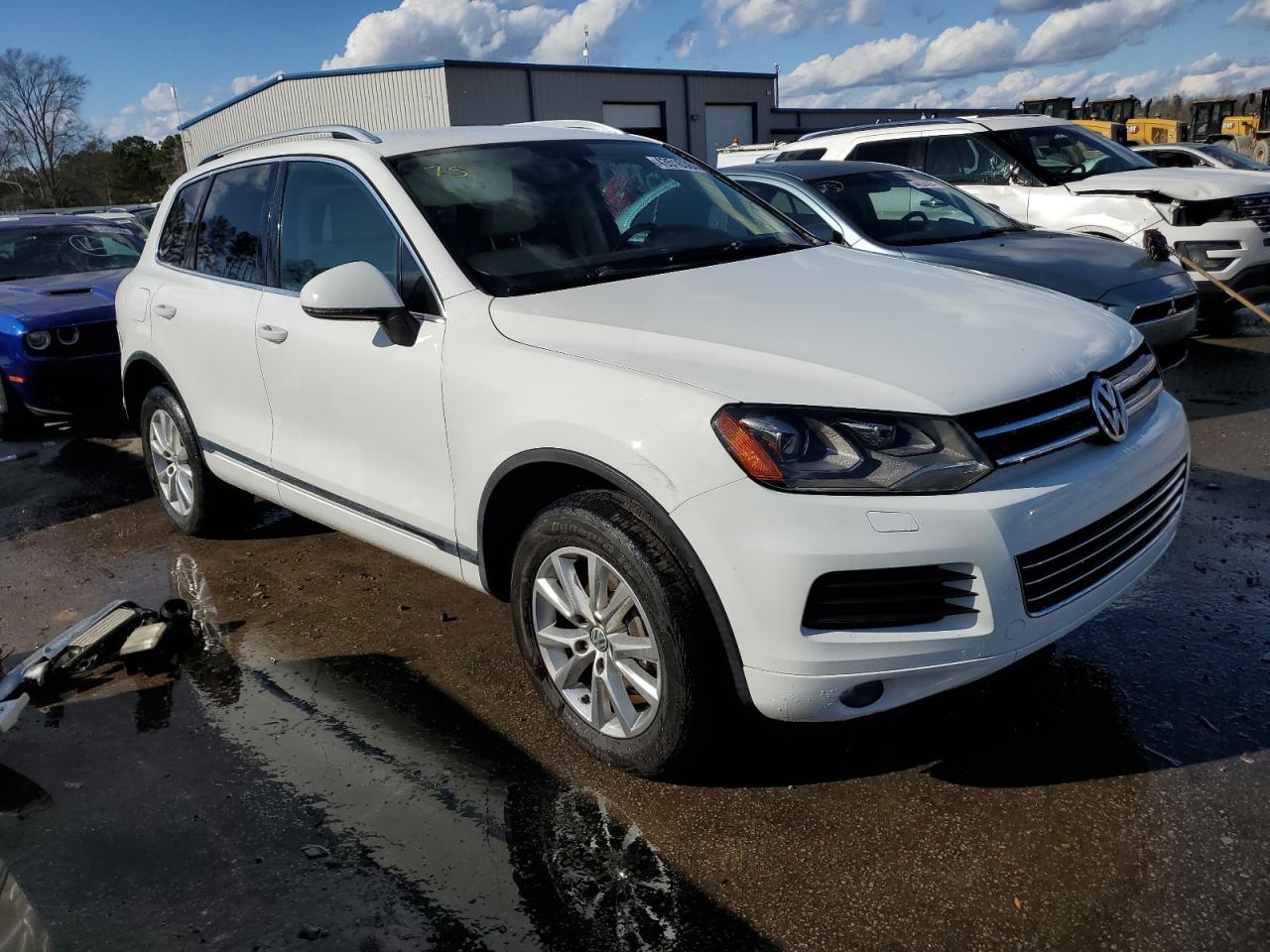 2014 VOLKSWAGEN TOUAREG V6 - Фото 4