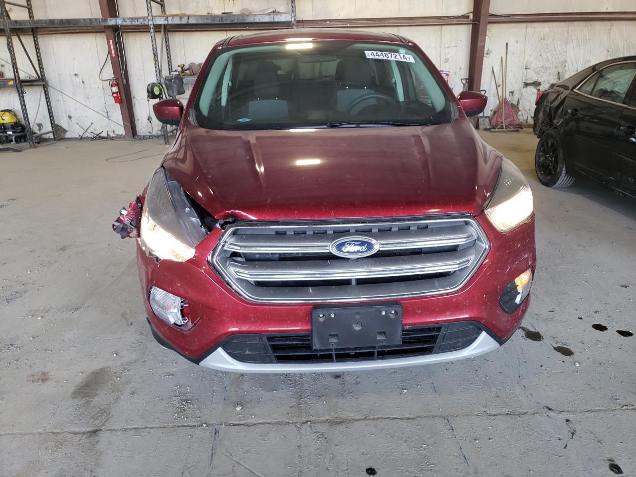 2017 FORD ESCAPE SE - Image 5
