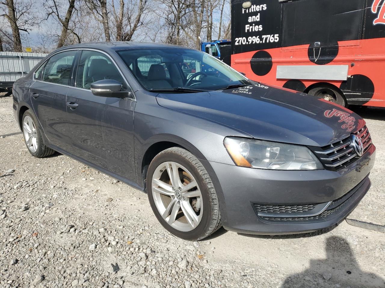 2014 VOLKSWAGEN PASSAT SE - Фото 4