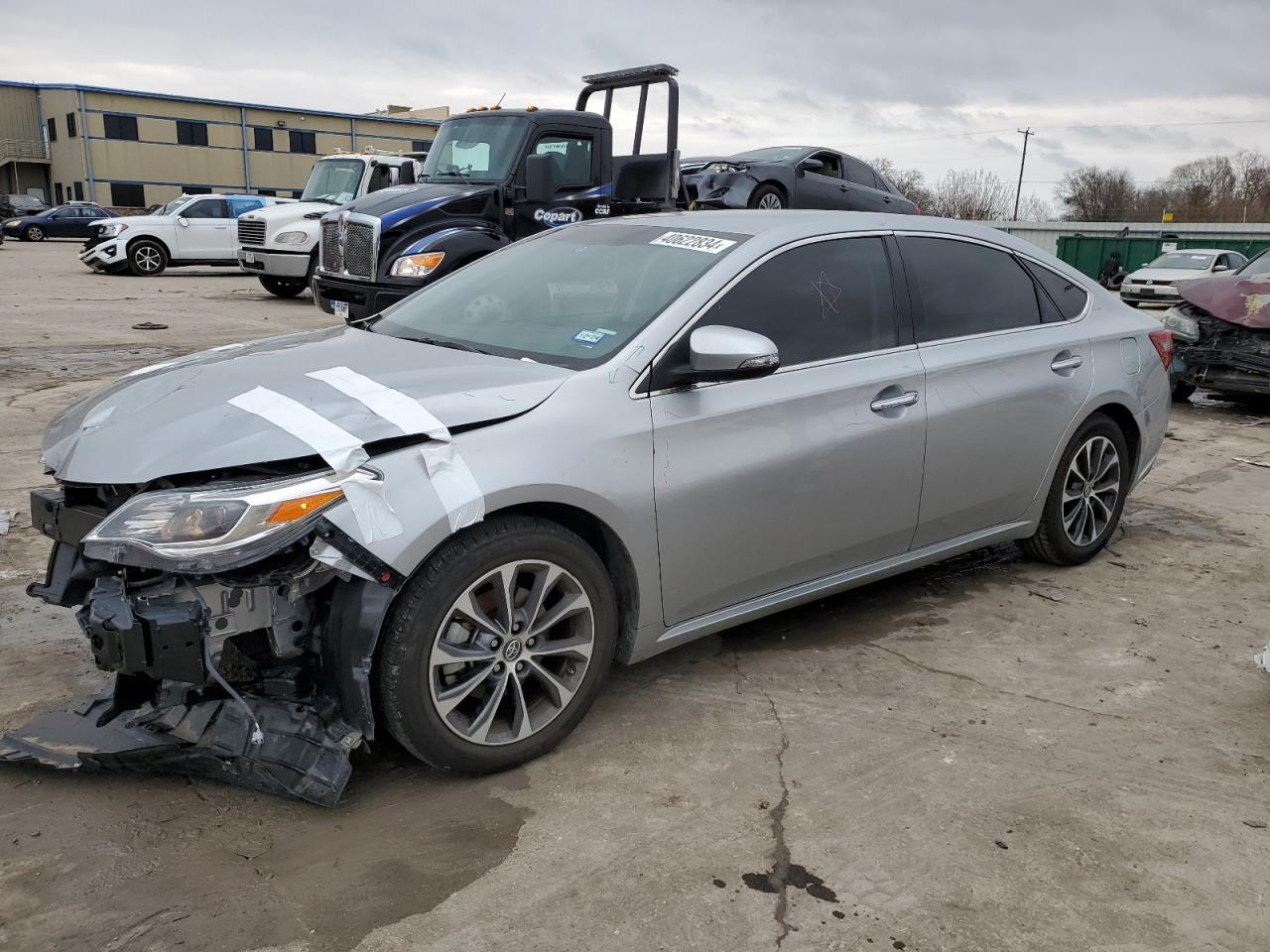 2016 TOYOTA AVALON XLE