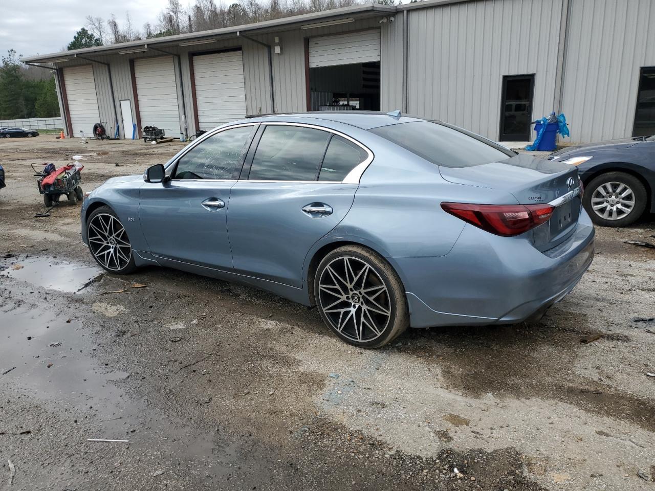 2018 INFINITI Q50 LUXE - Image 2