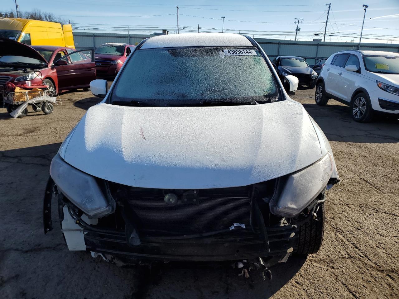 2016 NISSAN ROGUE S - Фото 5