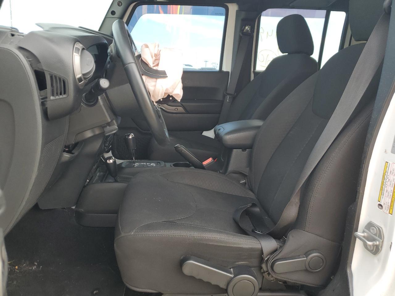 2017 JEEP WRANGLER U - Image 7