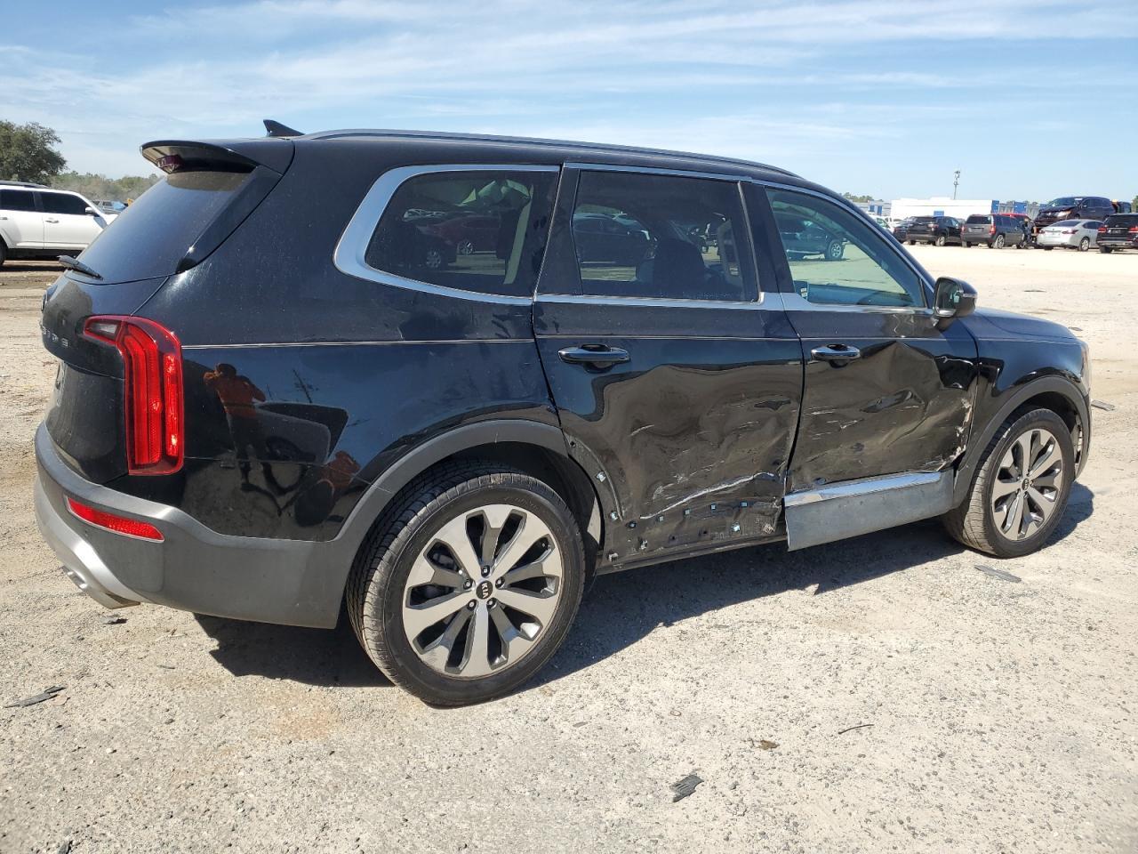2020 KIA TELLURIDE - Фото 3