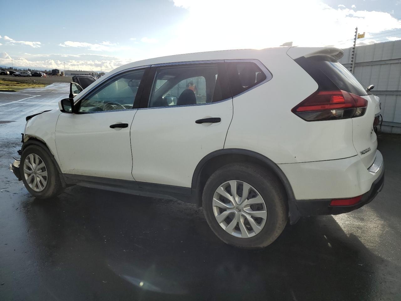 2017 NISSAN ROGUE S - Image 2
