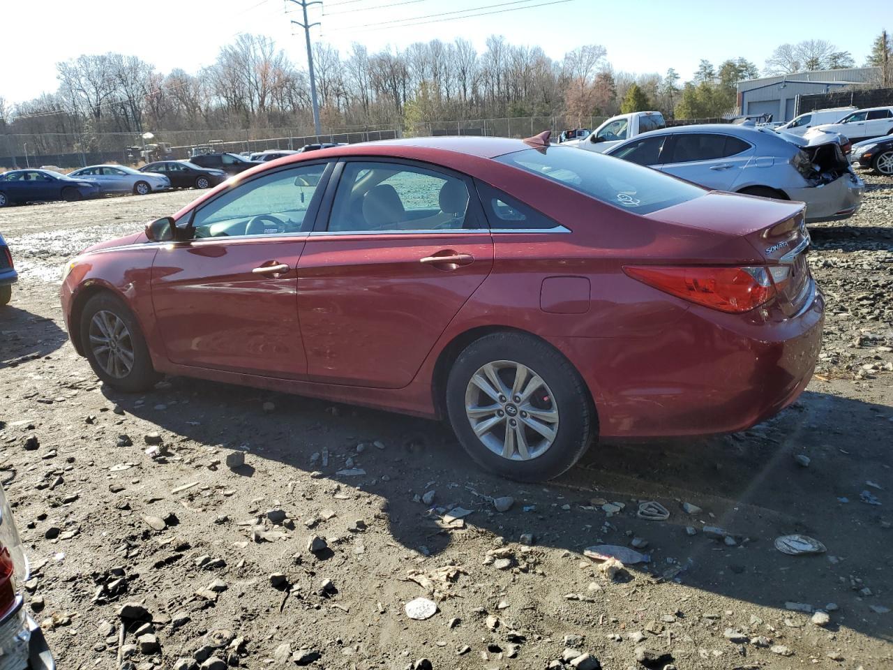 2011 HYUNDAI SONATA GLS - Image 2