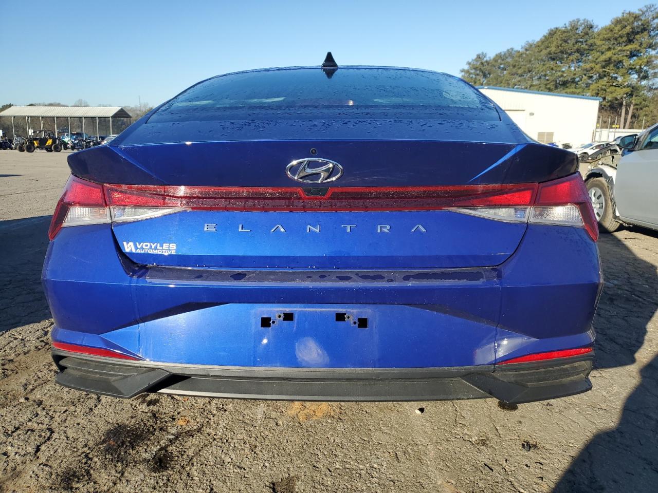 2023 HYUNDAI ELANTRA SE - Фото 6