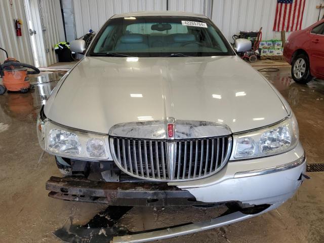 2001 Lincoln Town Car Executive - Фото 5