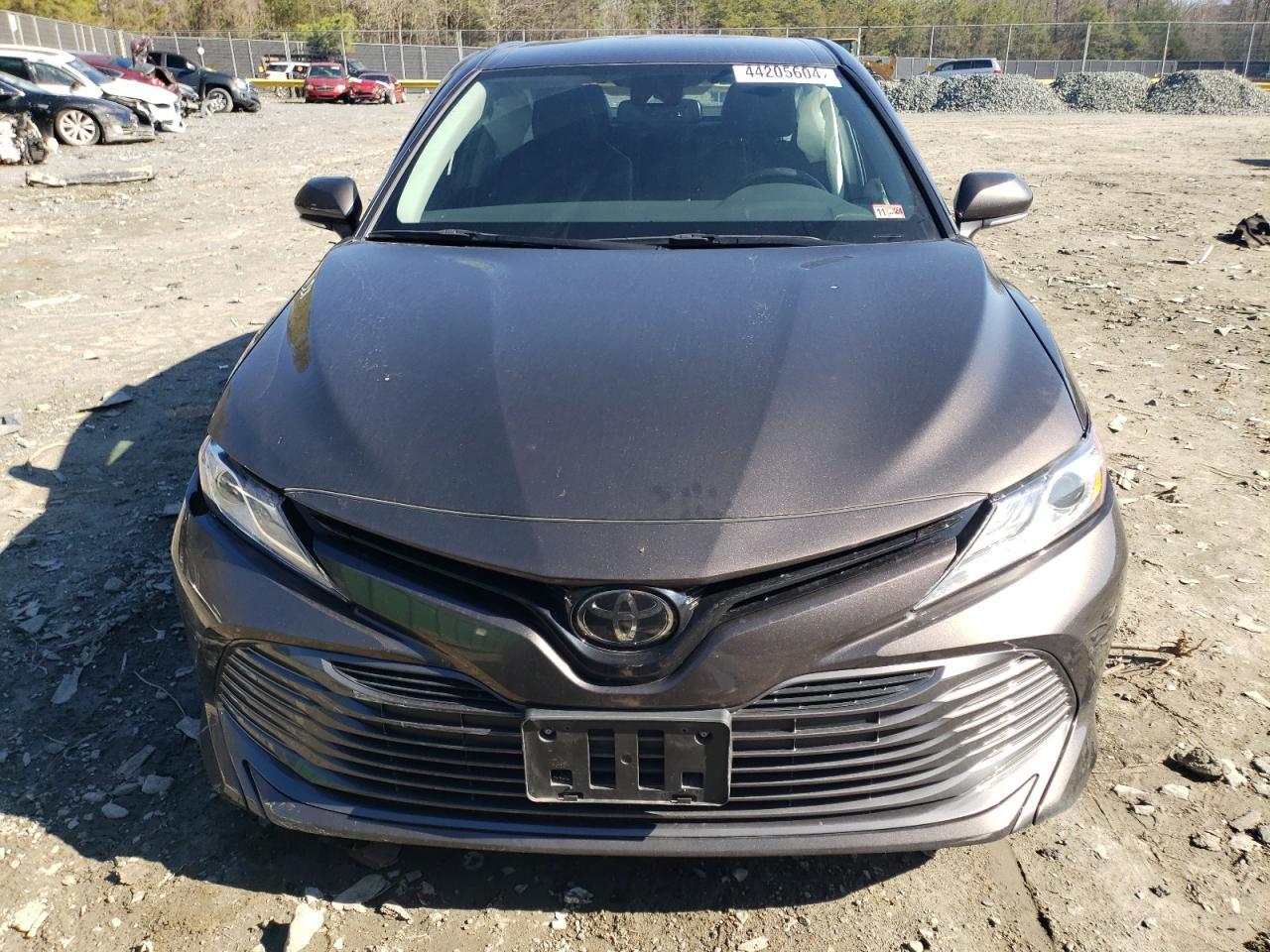 2019 TOYOTA CAMRY L - Фото 5