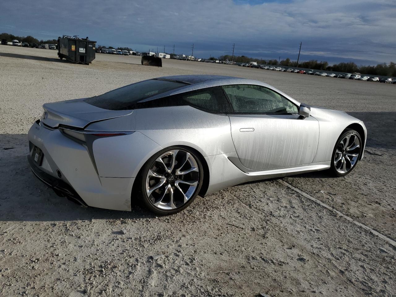 2018 LEXUS LC 500 - Фото 3