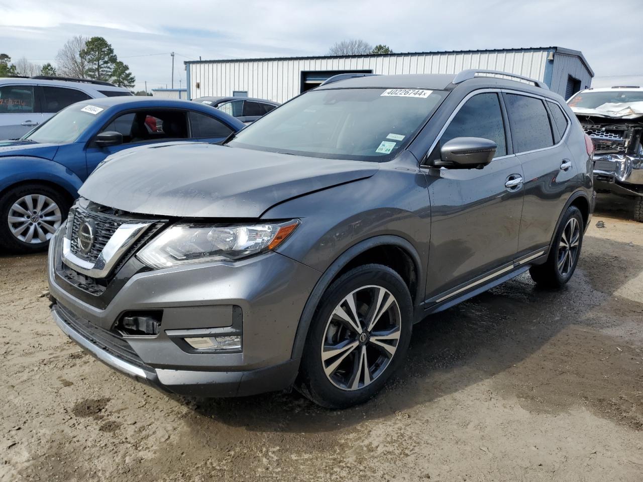 2018 NISSAN ROGUE S