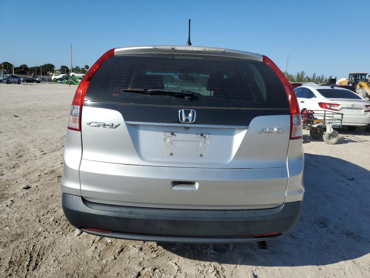 2014 HONDA CR-V LX - Фото 6