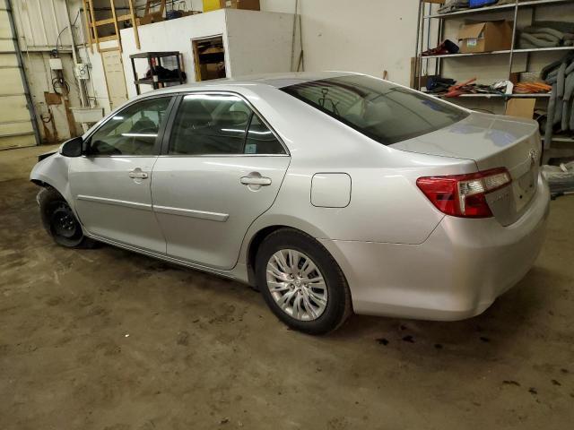 2014 Toyota Camry L - Фото 2
