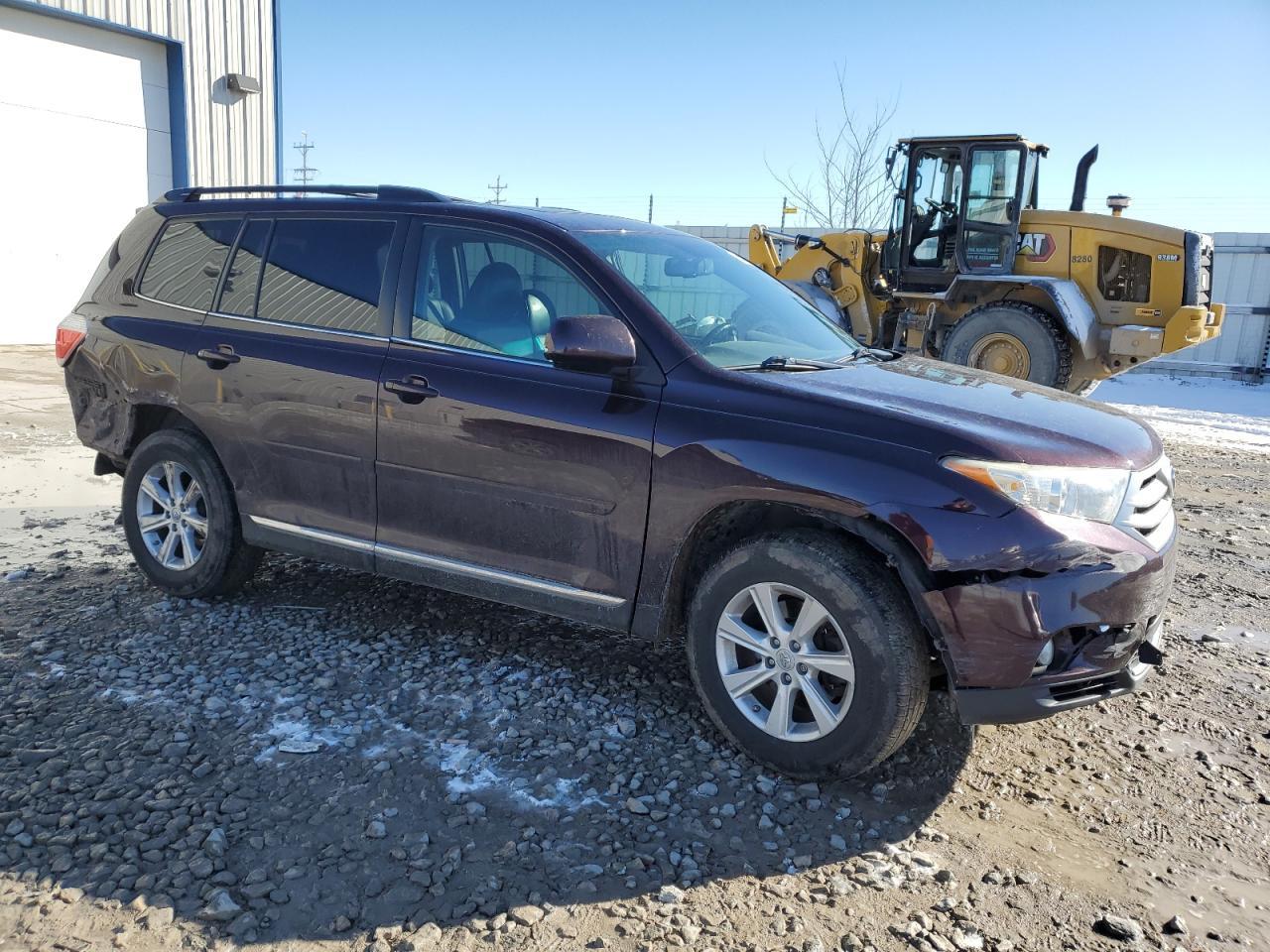2011 TOYOTA HIGHLANDER - Фото 4