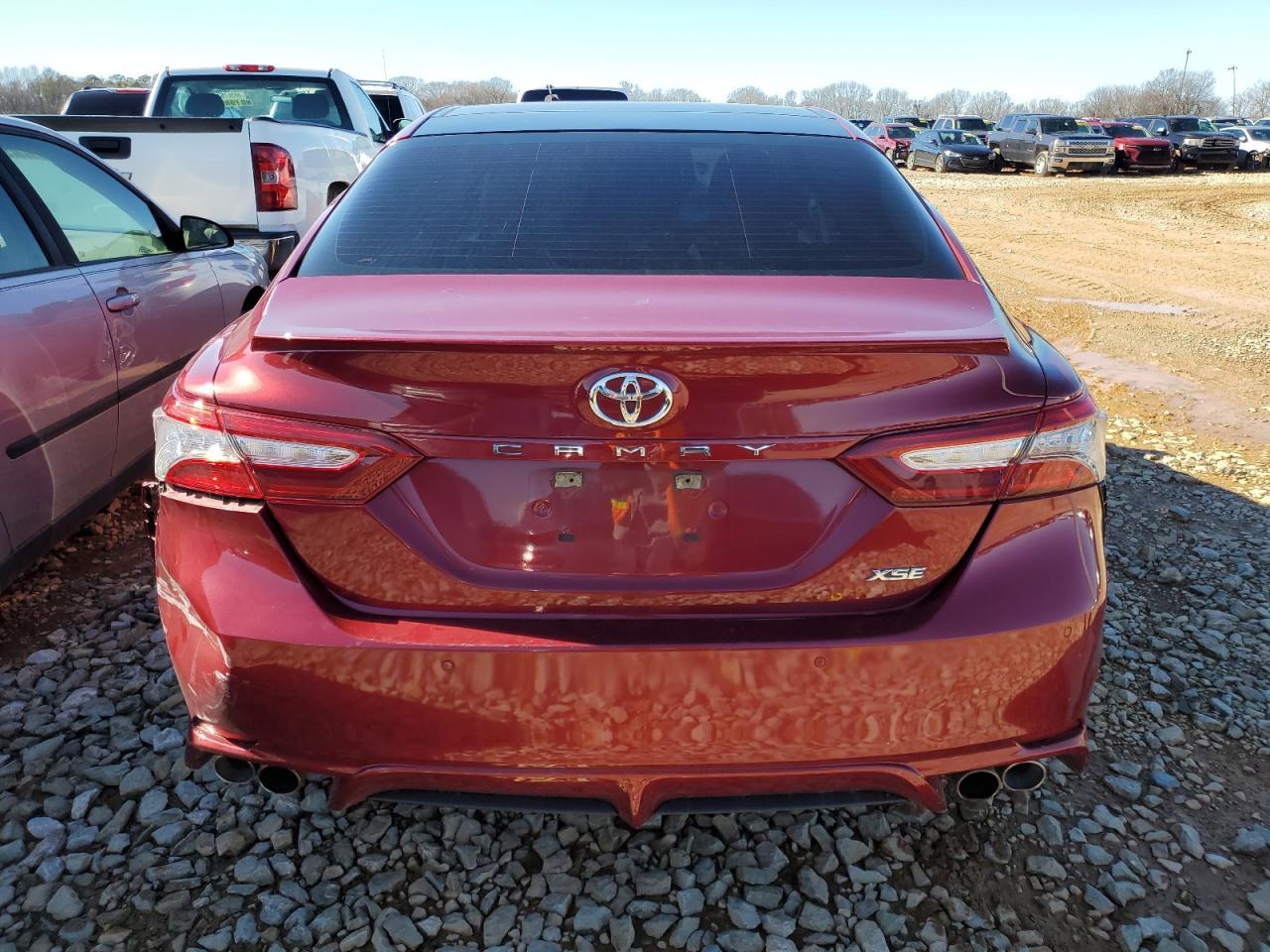 2018 TOYOTA CAMRY XSE - Image 6