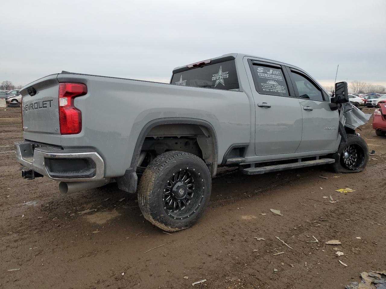 2024 CHEVROLET SILVERADO - Image 3