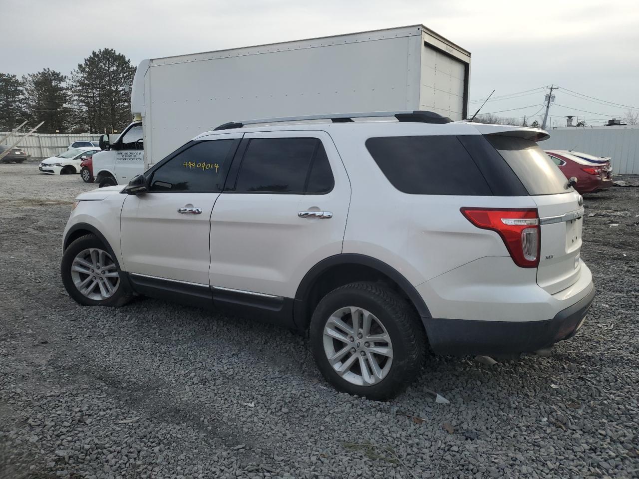 2013 FORD EXPLORER X - Image 2