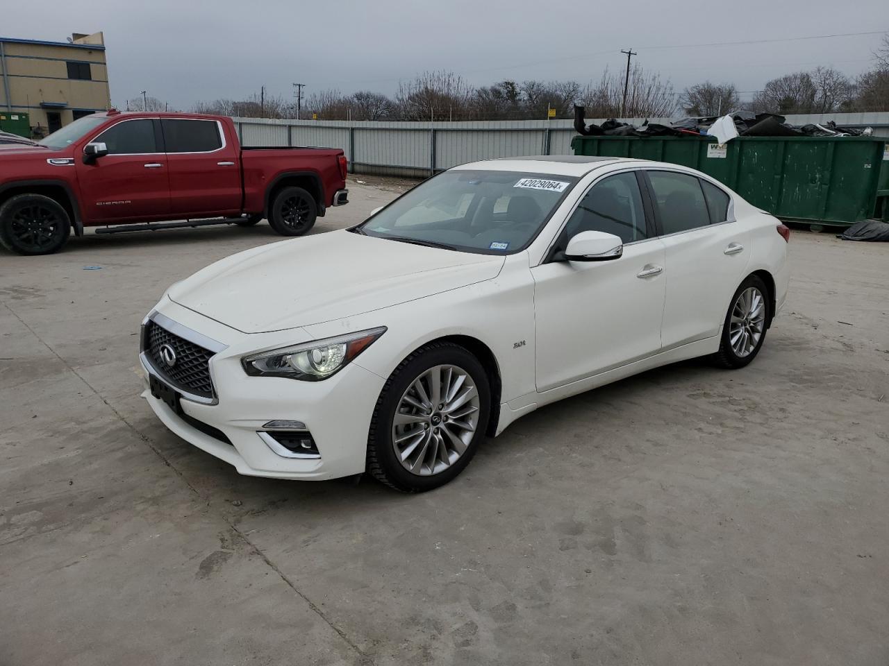 2019 INFINITI Q50 LUXE